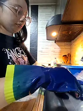 linda-schmidt online show from October 16, 2025, 5:03 pm