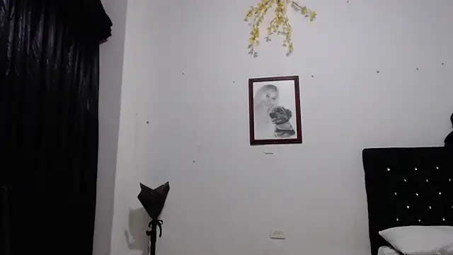 venuz mendoza20 online show from September 25, 2025, 2:21 pm