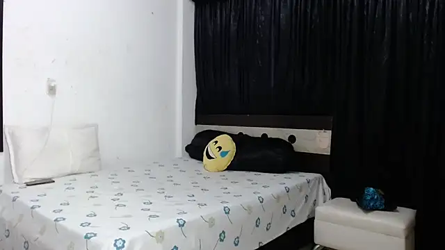 venuz mendoza20 online show from March 17, 2026, 2:09 pm