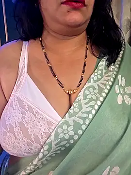Snapshot of tarivishu23 chatting on April 20, 2026, 1:14 pm tarivishu23 online show from April 20, 2026, 1:14 pm