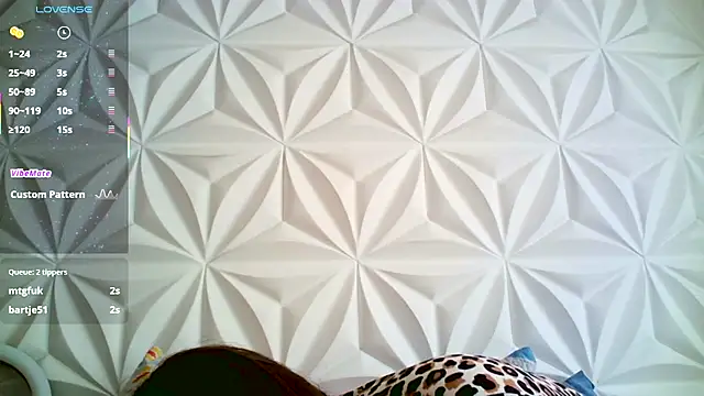 Snapshot of jerryandjessica chatting on December 22, 2025, 5:10 pm jerryandjessica online show from December 22, 2025, 5:10 pm