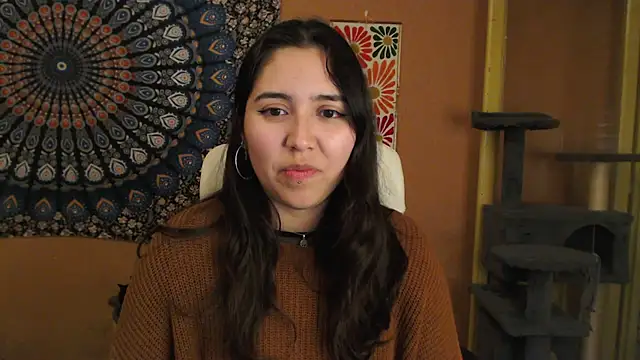 Snapshot of IntimateTales chatting on December 6, 2024, 12:23 am IntimateTales online show from December 6, 2024, 12:23 am