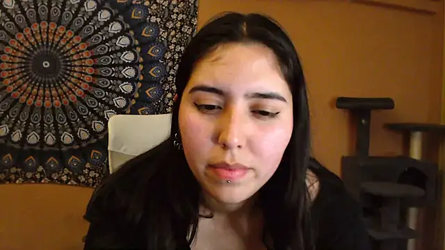 Snapshot of IntimateTales chatting on March 16, 2025, 8:11 pm IntimateTales online show from March 16, 2025, 8:11 pm