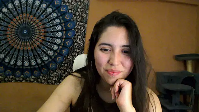 IntimateTales online show from November 16, 2025, 8:47 pm