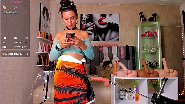 Snapshot of deepthroatlatina chatting on February 24, 2025, 7:11 am deepthroatlatina online show from February 24, 2025, 7:11 am