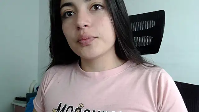 Honey Aynur20 online show from December 4, 2024, 2:37 pm