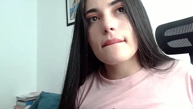 Honey Aynur20 online show from January 13, 2025, 6:16 pm