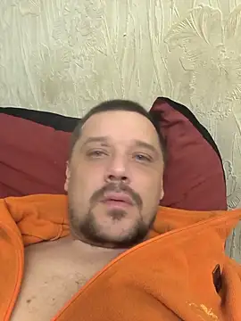 Snapshot of DanielOhCool chatting on September 14, 2025, 7:57 pm DanielOhCool online show from September 14, 2025, 7:57 pm