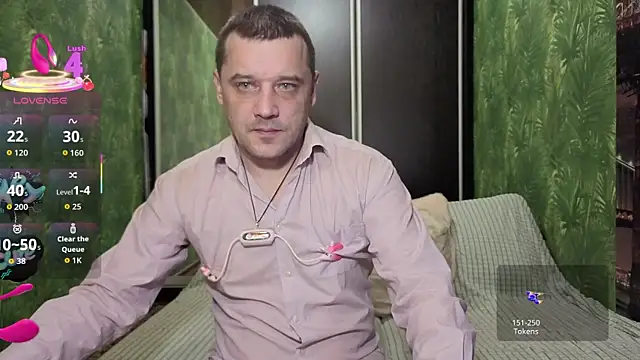 Snapshot of DanielOhCool chatting on October 18, 2025, 6:48 am DanielOhCool online show from October 18, 2025, 6:48 am