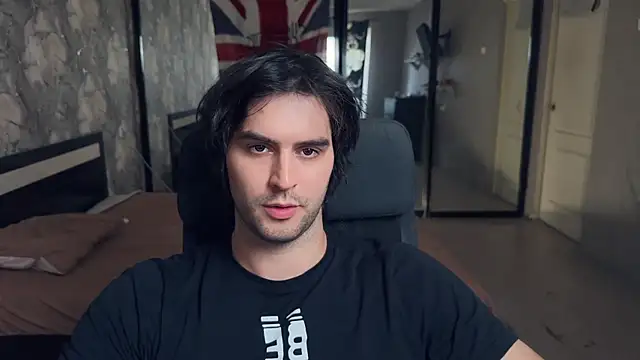 keanu reevez online show from October 8, 2025, 11:52 am