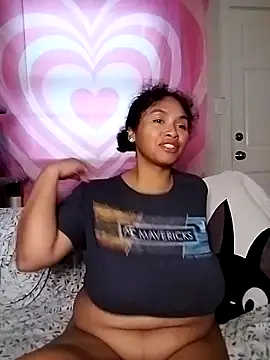 TasteeKitty online show from October 27, 2025, 4:22 pm