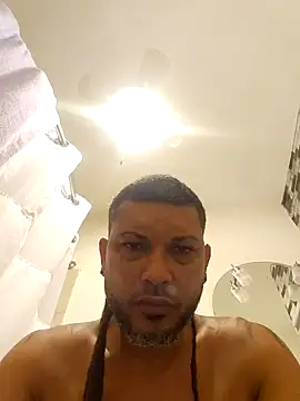 tropikboy online show from October 27, 2025, 9:35 am