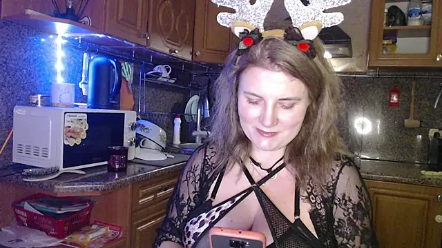 LizaCakes online show from January 6, 2025, 8:50 pm