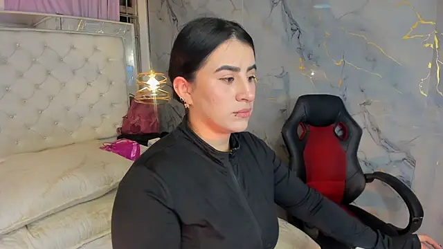 Snapshot of Nara_belen chatting on May 28, 2026, 3:04 am Nara belen online show from May 28, 2026, 3:04 am