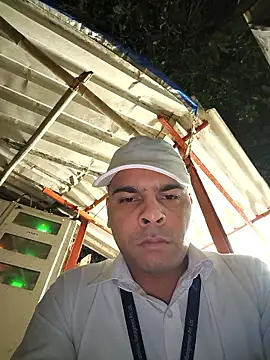 Vickyrajput009 online show from January 15, 2026, 8:01 pm