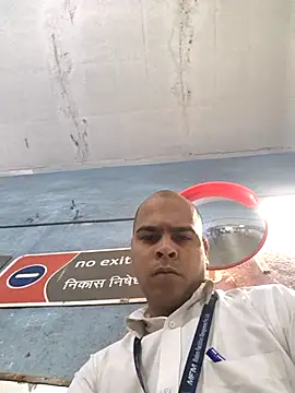 Snapshot of Vickyrajput009 chatting on February 13, 2026, 3:02 am Vickyrajput009 online show from February 13, 2026, 3:02 am