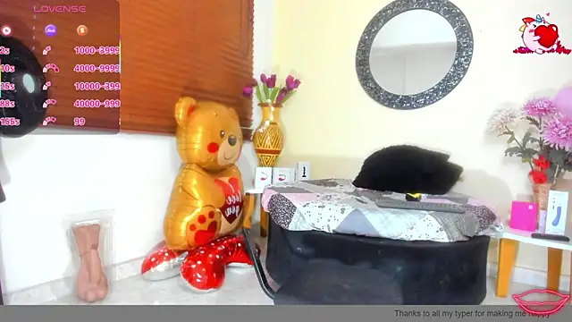 NicoleSantana online show from April 16, 2026, 11:07 pm