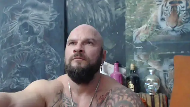 Snapshot of viking_30 chatting on October 31, 2025, 8:21 pm viking 30 online show from October 31, 2025, 8:21 pm