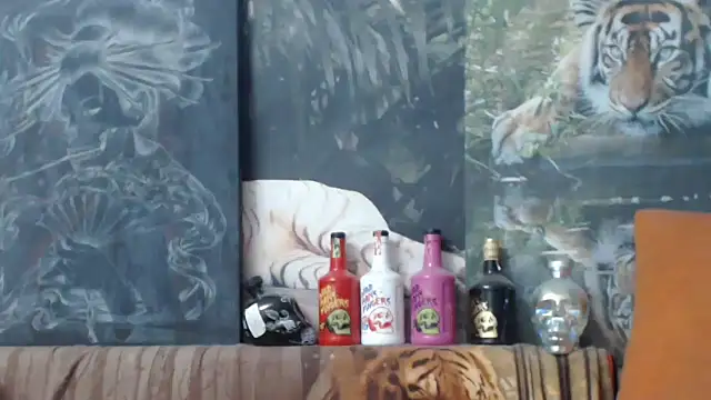 Snapshot of viking_30 chatting on November 13, 2025, 7:46 pm viking 30 online show from November 13, 2025, 7:46 pm