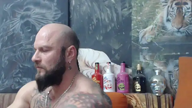 Snapshot of viking_30 chatting on November 25, 2025, 7:36 pm viking 30 online show from November 25, 2025, 7:36 pm