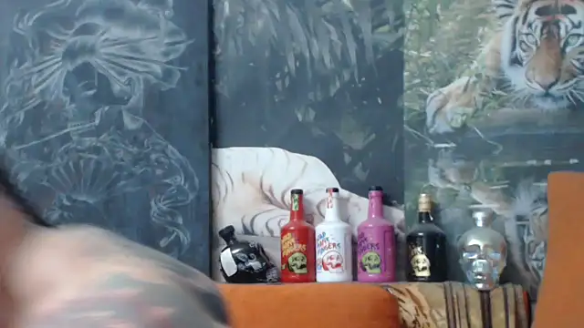 Snapshot of viking_30 chatting on November 27, 2025, 7:27 pm viking 30 online show from November 27, 2025, 7:27 pm