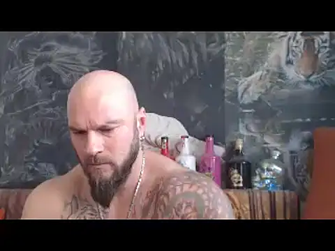 Snapshot of viking_30 chatting on December 16, 2025, 11:04 am viking 30 online show from December 16, 2025, 11:04 am