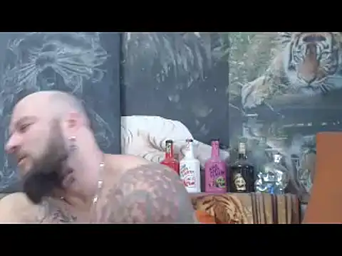 Snapshot of viking_30 chatting on December 18, 2025, 7:36 am viking 30 online show from December 18, 2025, 7:36 am