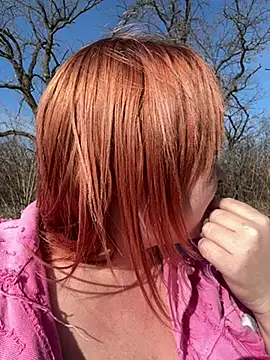 Snapshot of Model9798 chatting on March 12, 2025, 12:26 pm Model9798 online show from March 12, 2025, 12:26 pm