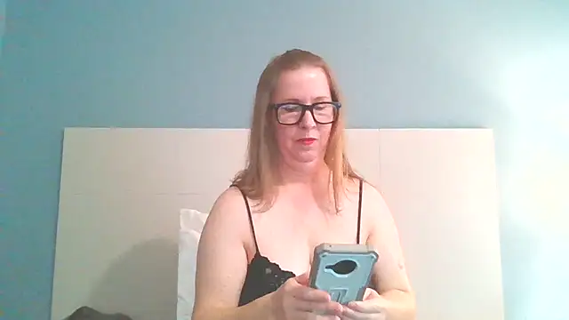 Snapshot of SweetandNaughty1 chatting on February 11, 2025, 7:38 pm SweetandNaughty1 online show from February 11, 2025, 7:38 pm