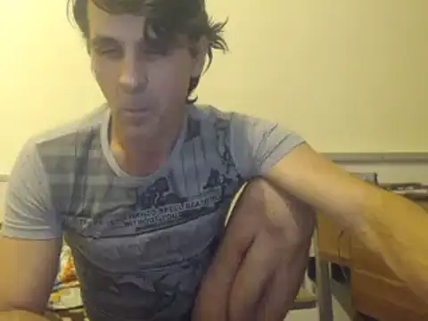 Snapshot of yvesstorm1 chatting on January 13, 2025, 8:37 pm yvesstorm1 online show from January 13, 2025, 8:37 pm