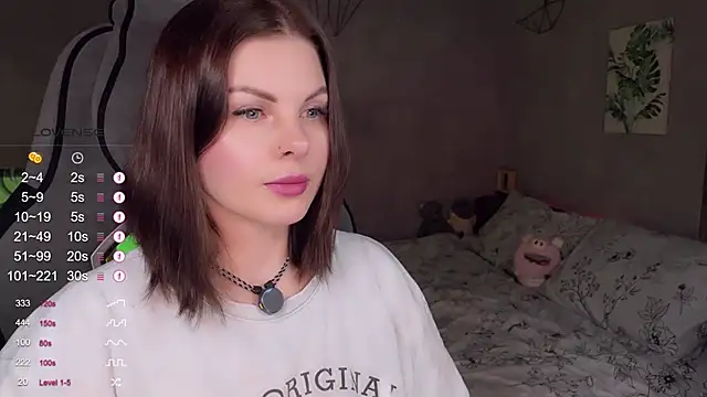 Your Sweet Lilu online show from April 8, 2026, 3:23 pm