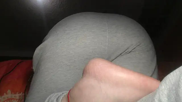 prettyangelsquirt online show from December 19, 2025, 12:50 am