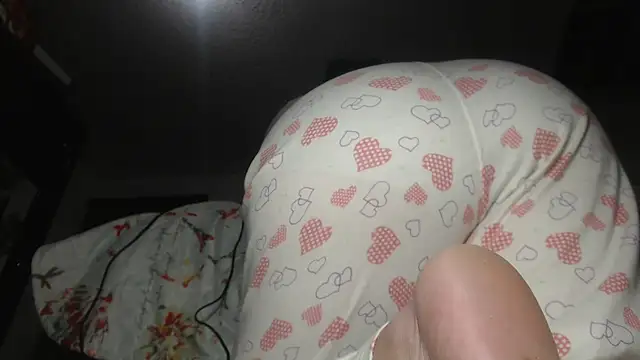 prettyangelsquirt online show from February 20, 2026, 3:01 pm