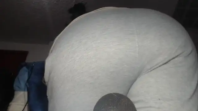 Snapshot of prettyangelsquirt chatting on May 2, 2026, 8:36 pm prettyangelsquirt online show from May 2, 2026, 8:36 pm