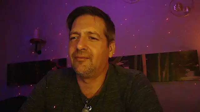 Snapshot of matrikes1 chatting on December 23, 2024, 8:47 pm matrikes1 online show from December 23, 2024, 8:47 pm