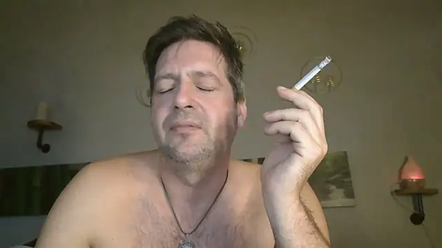 Snapshot of matrikes1 chatting on February 2, 2025, 3:28 pm matrikes1 online show from February 2, 2025, 3:28 pm