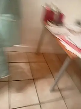 Kw8585kw online show from February 13, 2026, 3:57 am