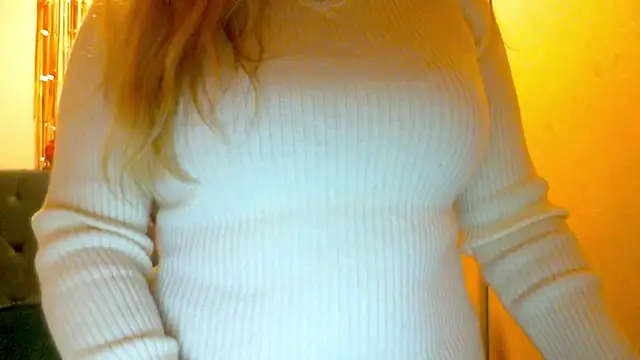 Snapshot of SusanCurt chatting on February 22, 2026, 3:10 pm SusanCurt online show from February 22, 2026, 3:10 pm