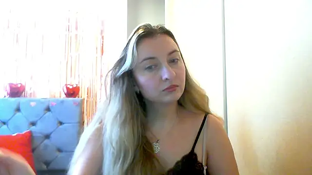 Snapshot of SusanCurt chatting on February 24, 2026, 10:35 am SusanCurt online show from February 24, 2026, 10:35 am