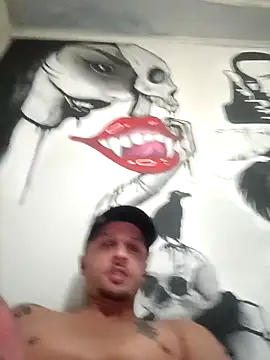 Snapshot of fafass chatting on October 25, 2025, 7:08 pm fafass online show from October 25, 2025, 7:08 pm