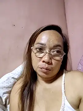 Snapshot of asianwet4u chatting on February 3, 2026, 4:01 pm asianwet4u online show from February 3, 2026, 4:01 pm