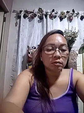 Snapshot of asianwet4u chatting on February 11, 2026, 12:32 pm asianwet4u online show from February 11, 2026, 12:32 pm