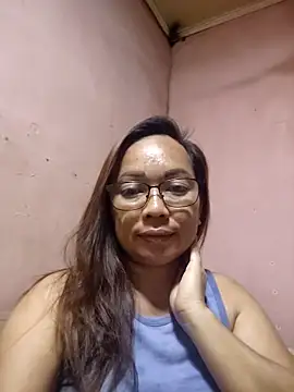 Snapshot of asianwet4u chatting on February 12, 2026, 10:21 am asianwet4u online show from February 12, 2026, 10:21 am