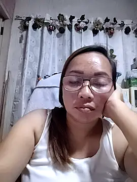 Snapshot of asianwet4u chatting on February 27, 2026, 5:35 pm asianwet4u online show from February 27, 2026, 5:35 pm