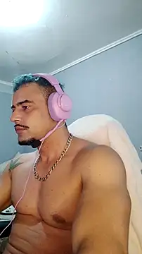 Fadinha-e-Raro online show from February 14, 2025, 2:07 am