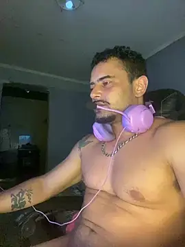 Fadinha-e-Raro online show from February 28, 2025, 3:37 am