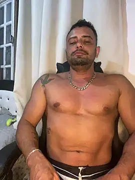 Fadinha-e-Raro online show from March 15, 2025, 2:14 am