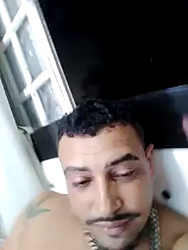 Fadinha-e-Raro online show from March 22, 2025, 2:59 am