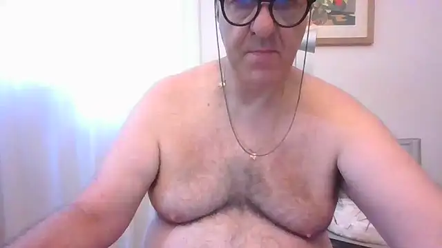 Snapshot of ANONIMO7735 chatting on July 2, 2026, 4:40 am ANONIMO7735 online show from July 2, 2026, 4:40 am