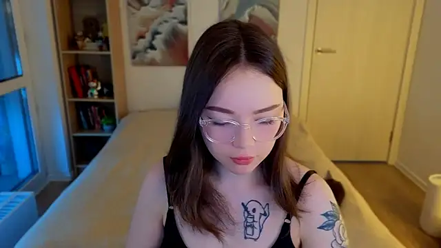 Snapshot of MilenaSaint chatting on May 11, 2026, 3:45 am MilenaSaint online show from May 11, 2026, 3:45 am